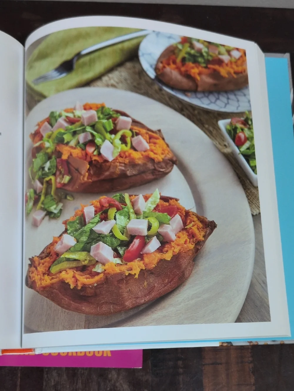 Haylie Pomroy Fast Metabolism Rachael Ray 365 Set of 2 Cookbooks